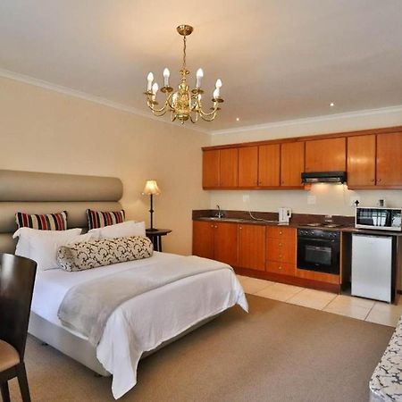 Milkwood Lodge Hermanus Eksteriør billede